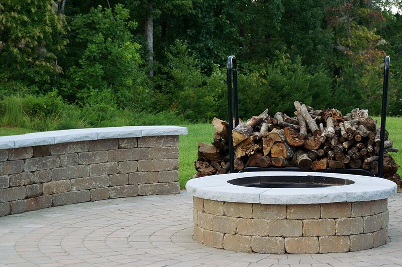 op 3 Modern Landscaping Ideas for This Spring - Soil Kings - Bulk Landscape Supply Calgary