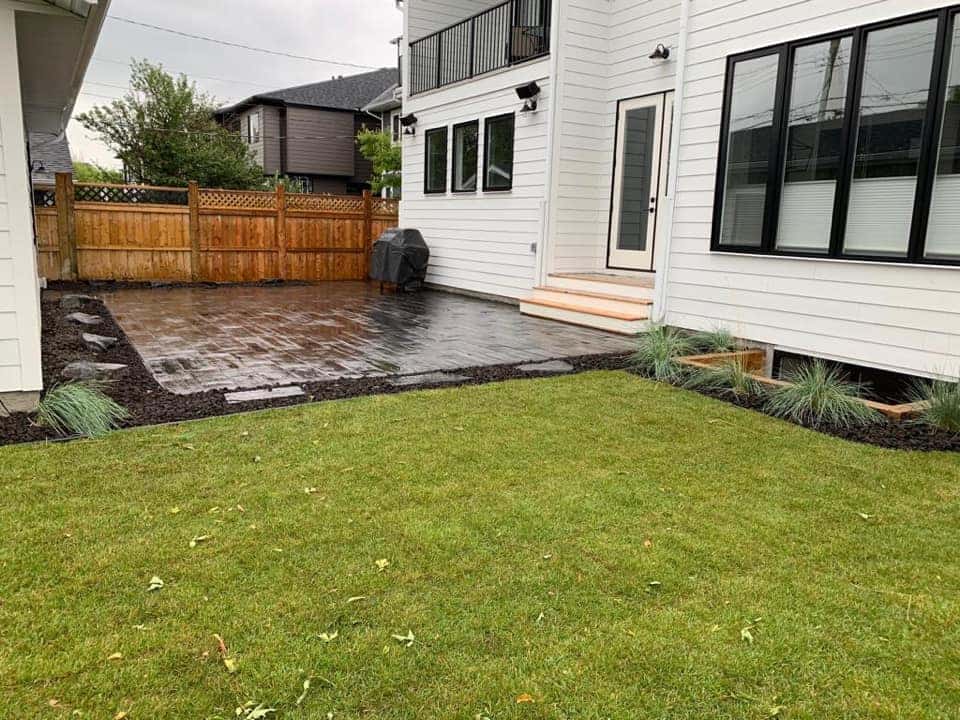 Landscaping Bylaws You Should be Aware Of! - Soil Kings - Bulk Landscaping Supplies - Featured Image