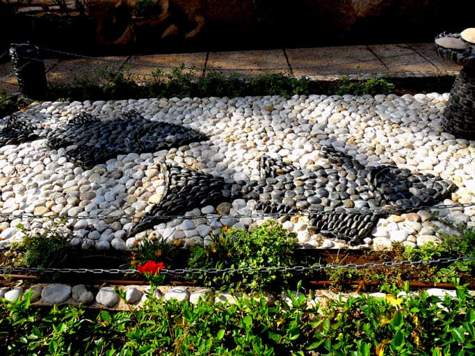 Rock landscaping ideas.